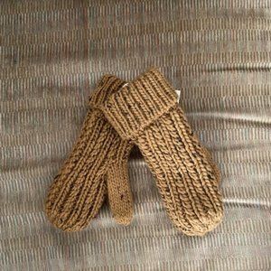 Garage Tan-coloured Ladies Mittens One Size NWT
